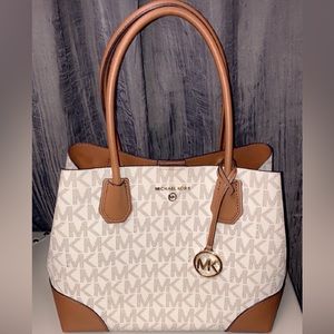 Michael Kors tote bag